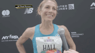 Sara Hall wins New York Mini 10k in Central Park