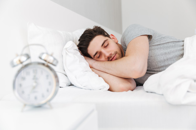 Why every athlete should sleep 8 hours as priority