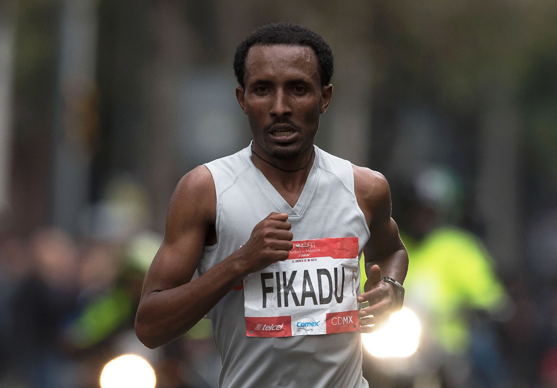  Ethiopian Fikadu Kebede returns to the Mexican capital to defend his title at the Mexico City International Marathon