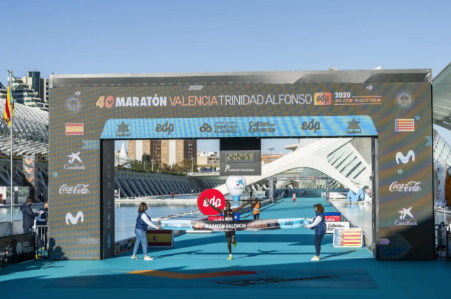 Chebet wins the Valencia Elite Edition Marathon with 2h03:00 and puts Valencia in the worldâ€™s Top 3