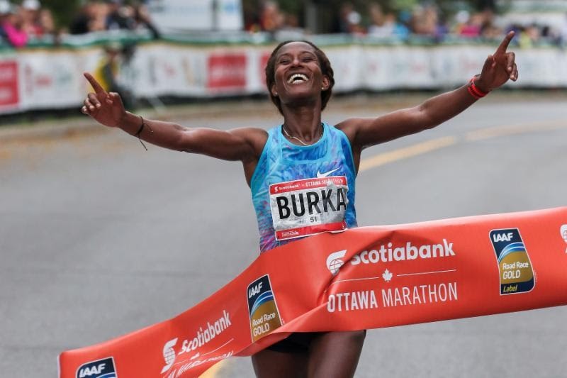  Ethiopian Gelete Burka breaks course record at Ottawa Marathon