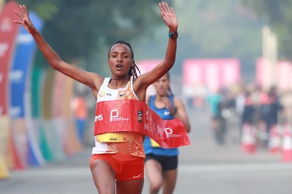 Defending champions Tsehay Gemechu and  Andamlak Belihu set to face tough opposition at Airtel Delhi Half Marathon 