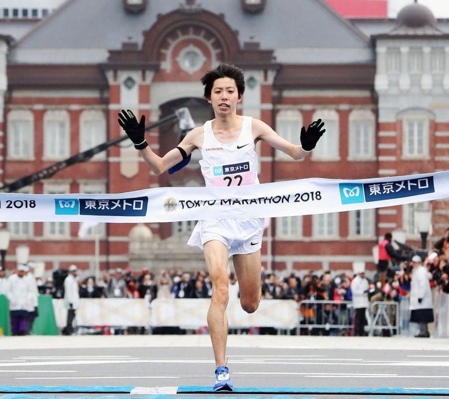 National record holder Yuta Shitara and Yuki Kawauchi are running the Fukuoka Marathon