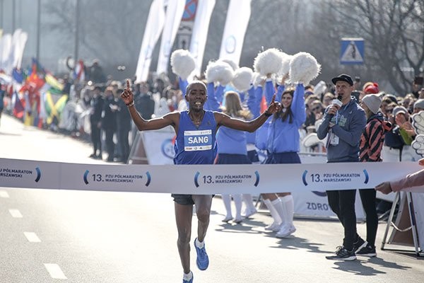 Kenyans steal the show at the Warsaw Half Marathon on Sunday