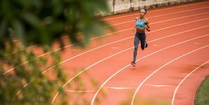 How to Actually Stick to Your Goal Pace During Intervals