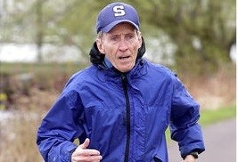 Dan Conway, national and world champion in masters running, died Sunday after a battle with pancreatic cancer