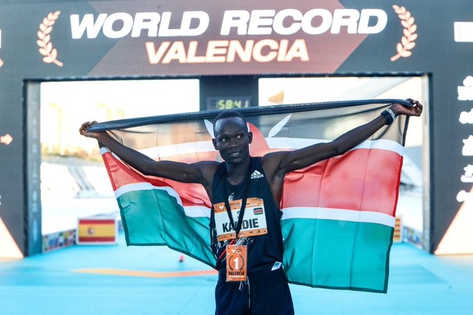Kibiwott Kandie has promised fireworks at next month's Ras Al Khaimah Half Marathon when he comes up against former world record holder Geoffrey Kamworor and world champion Jacob Kiplimo