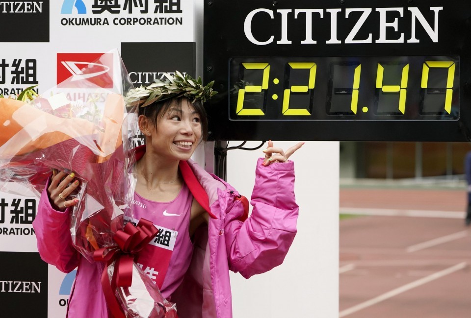 Breaking away from her final challenger after 30km, Mizuki Matsuda went on to win the Osaka Womenâ€™s Marathon in 2:21:47 on Sunday