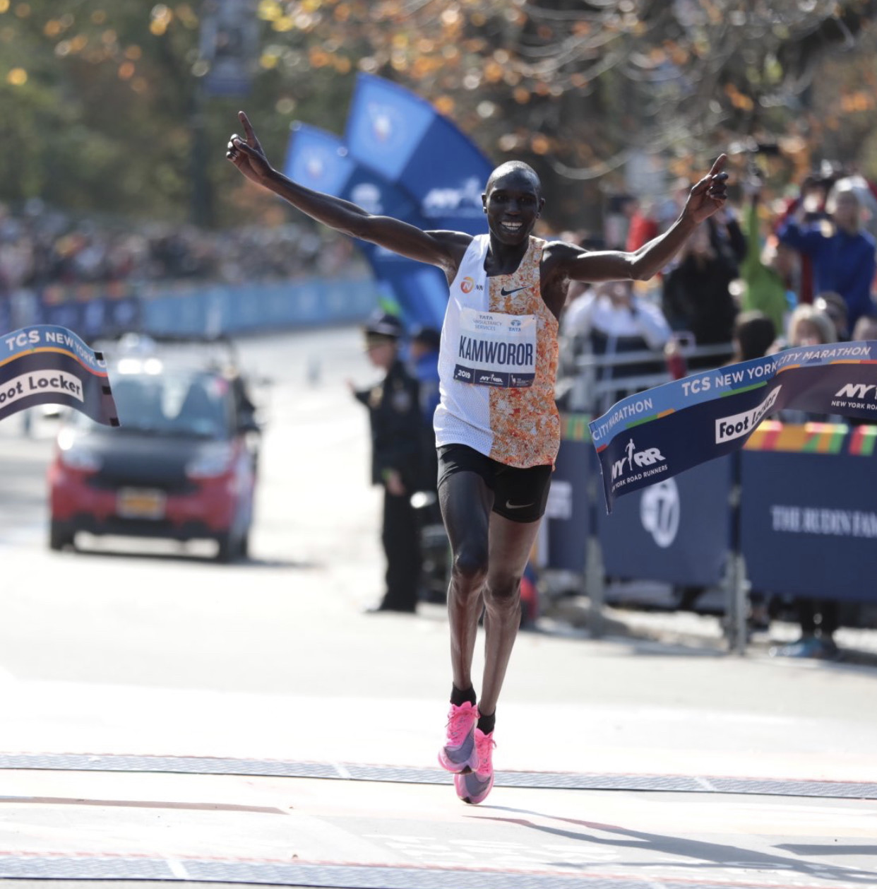 Joyciline Jepkosgei wins the New York City marathon out running last ...