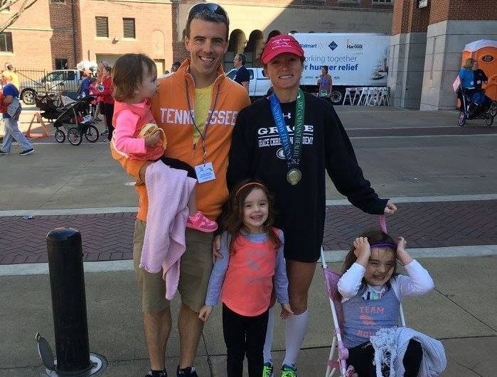 Knoxville marathon mom qualifies for 2020 Olympic trials while juggling family obligations