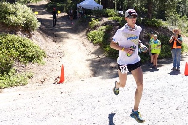 Jim Walmsley breaks the Western States 100 record by over 15 minutes on a baking hot day