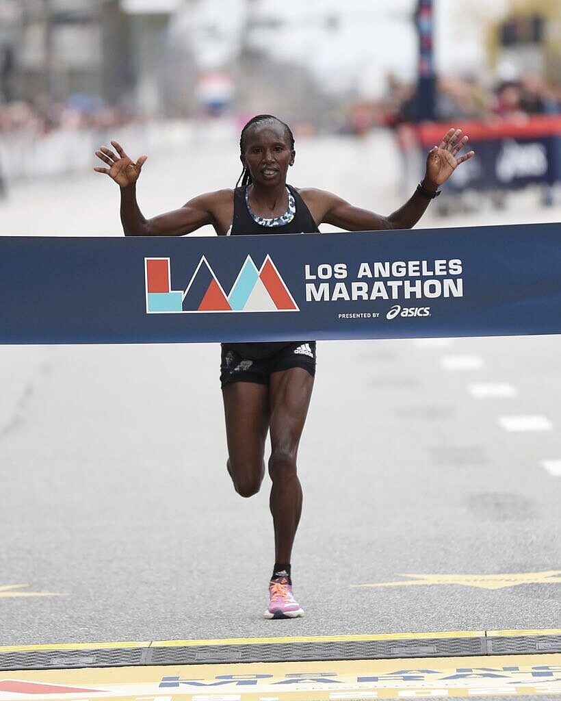 Former Chicago Bear Willie Gault is the world's fastest 55-year-old